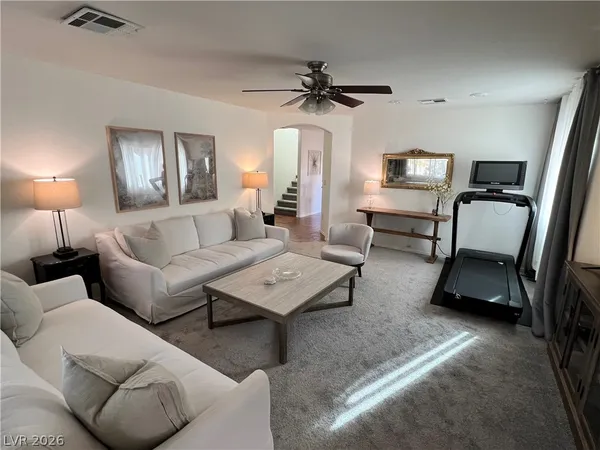 $2,000 | 8168 Finch Feather Street, Las Vegas, NV 89143