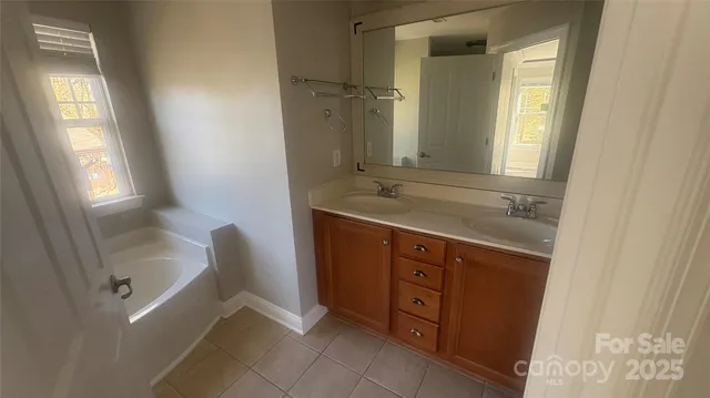 $291,000 | 1134 Riverside Drive, Charlotte, NC 28214