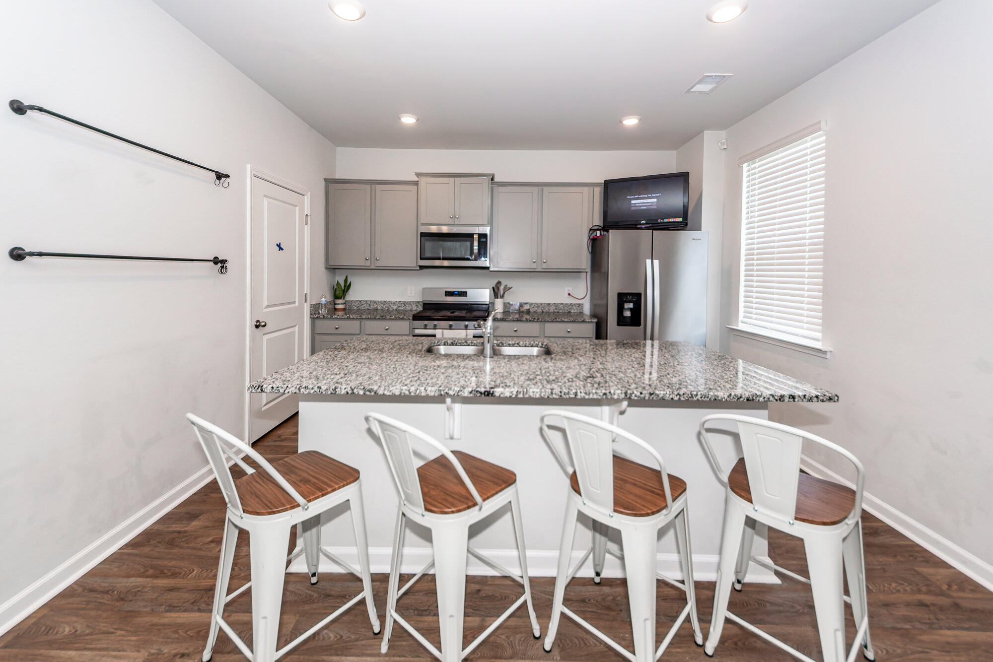 214 Wild Strawberry Lane Moncks Corner, SC 29461 - Photo 8 of 40 08