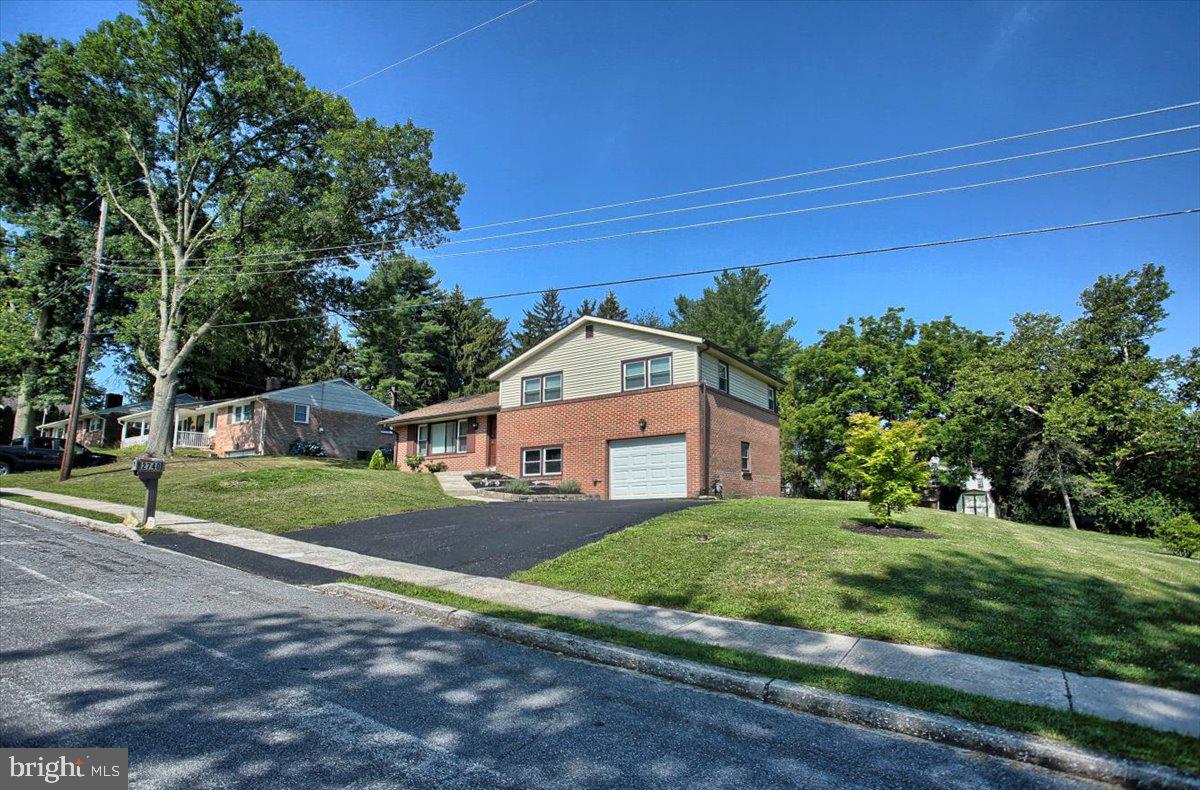 2740 Clearview Road York, PA 17406 - Photo 22 of 30 Gallery Image 22