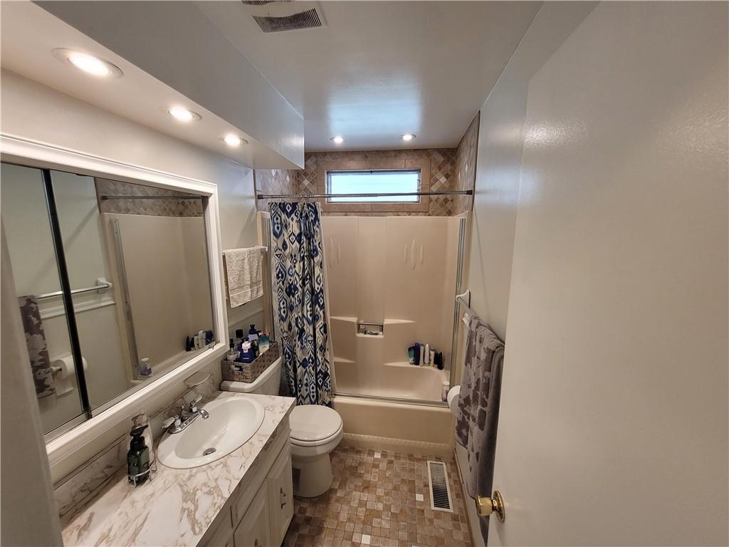 1705 Randall Road Indianapolis, IN 46240 - Photo 23 of 39 Gallery Image 23