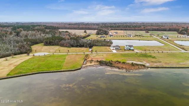 $135,000 | 111 Hammock View Court, Aydlett, NC 27916