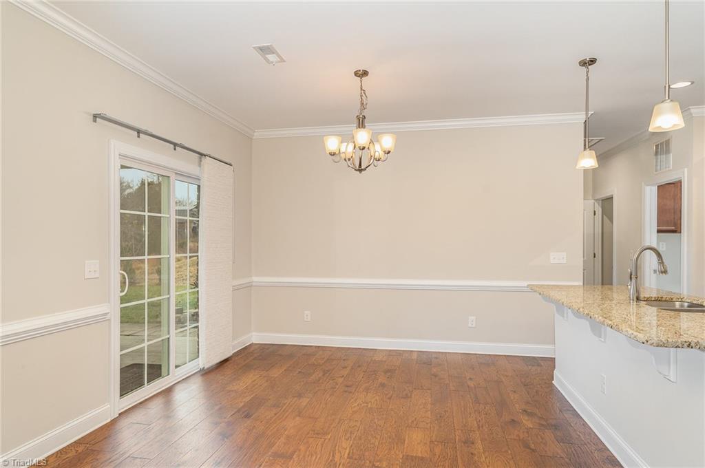 2827 Fallin Court High Point, NC 27262 - Photo 10 of 43 Gallery Image 10