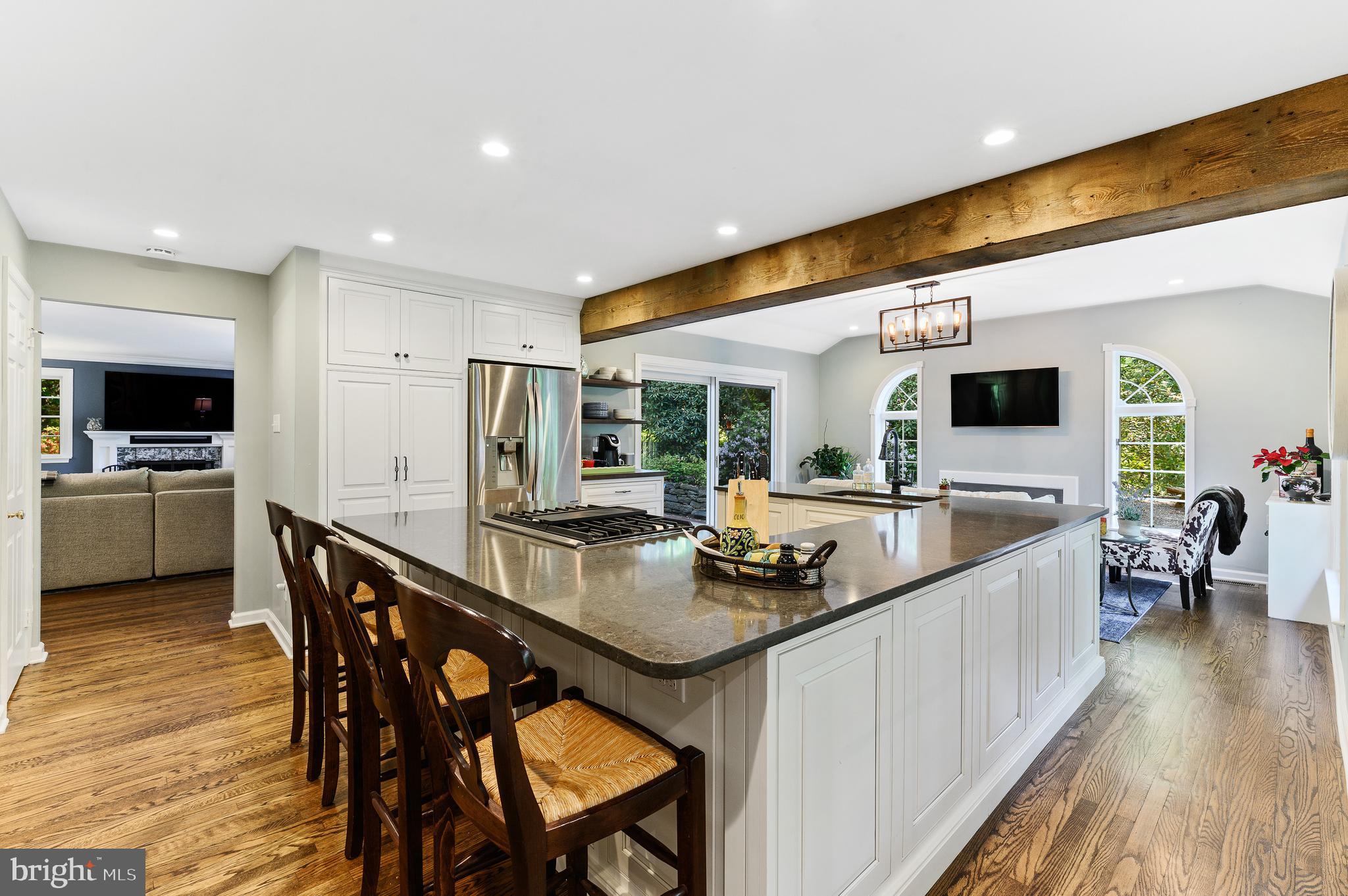 509 Oak Grove Lane Wayne, PA 19087 - Photo 11 of 40 Stainless Appliances