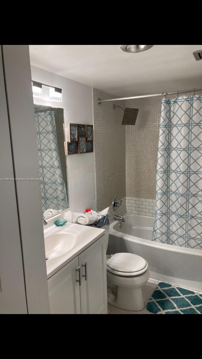 4174 Inverrary Drive, Unit 909 Lauderhill, FL 33319 - Photo 7 of 15