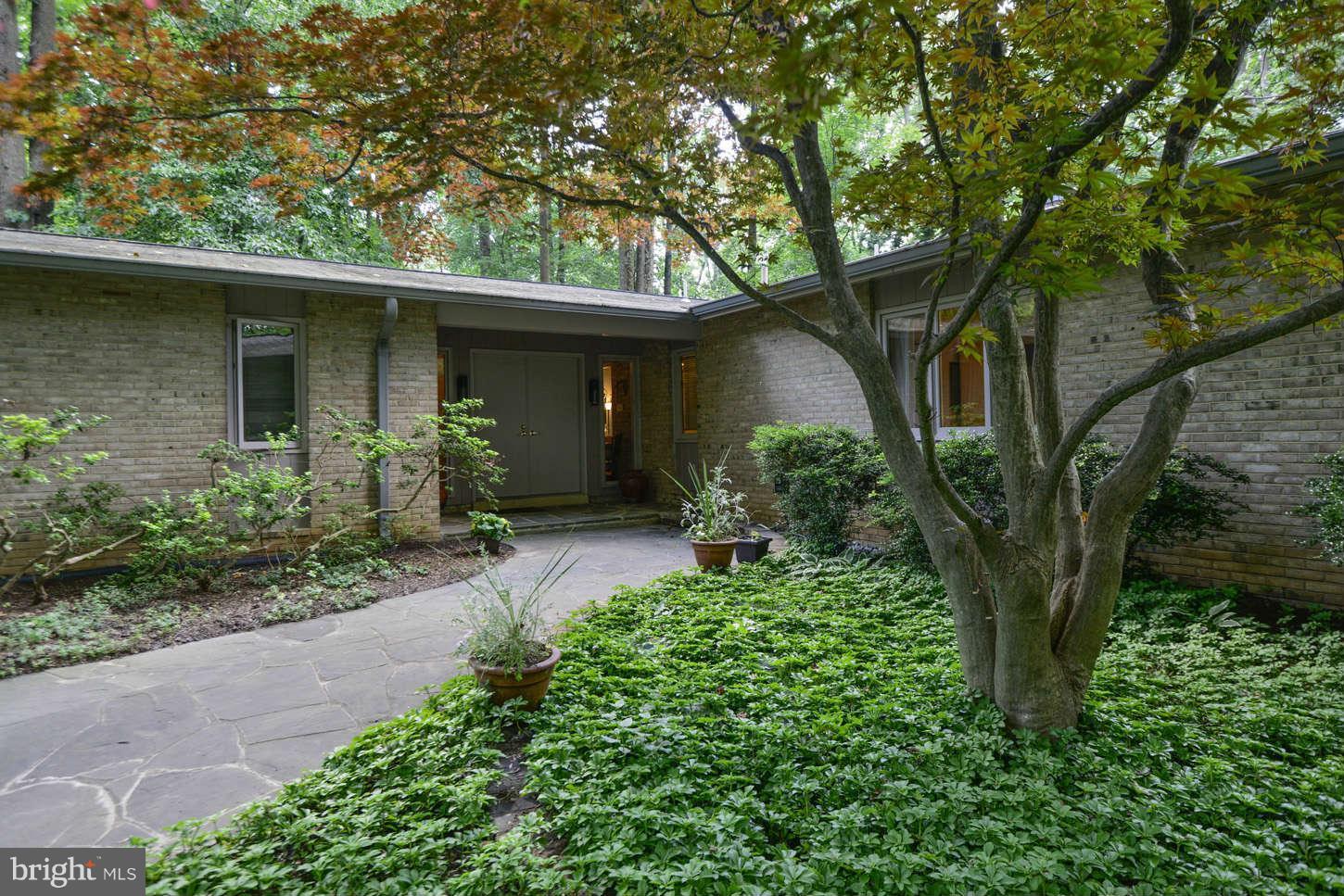 Exterior  Front
