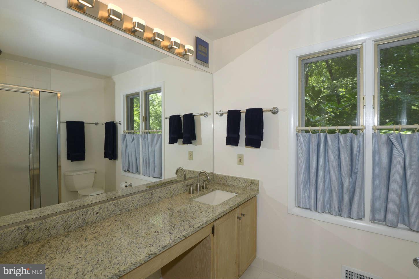 17935 Pond Road Ashton, MD 20861 - Photo 20 of 30 Bath Master
