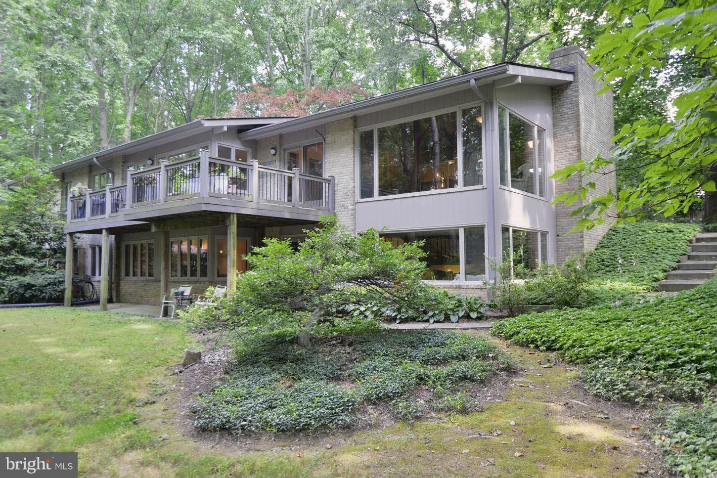 17935 Pond Road Ashton, MD 20861 - Photo 3 of 30 Exterior General