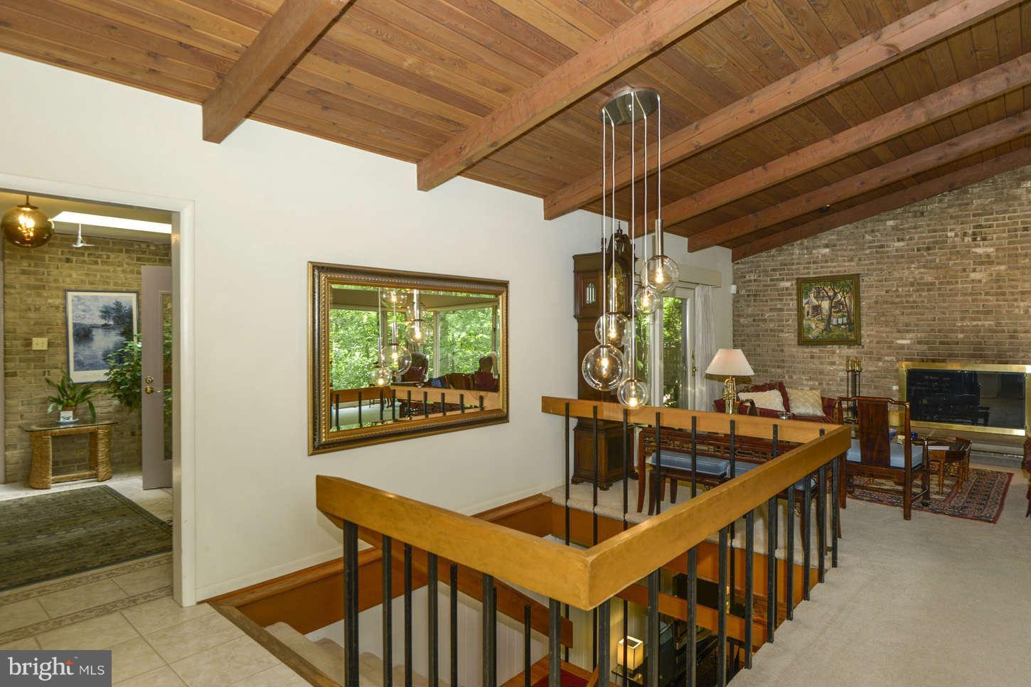 17935 Pond Road Ashton, MD 20861 - Photo 21 of 30 Interior General