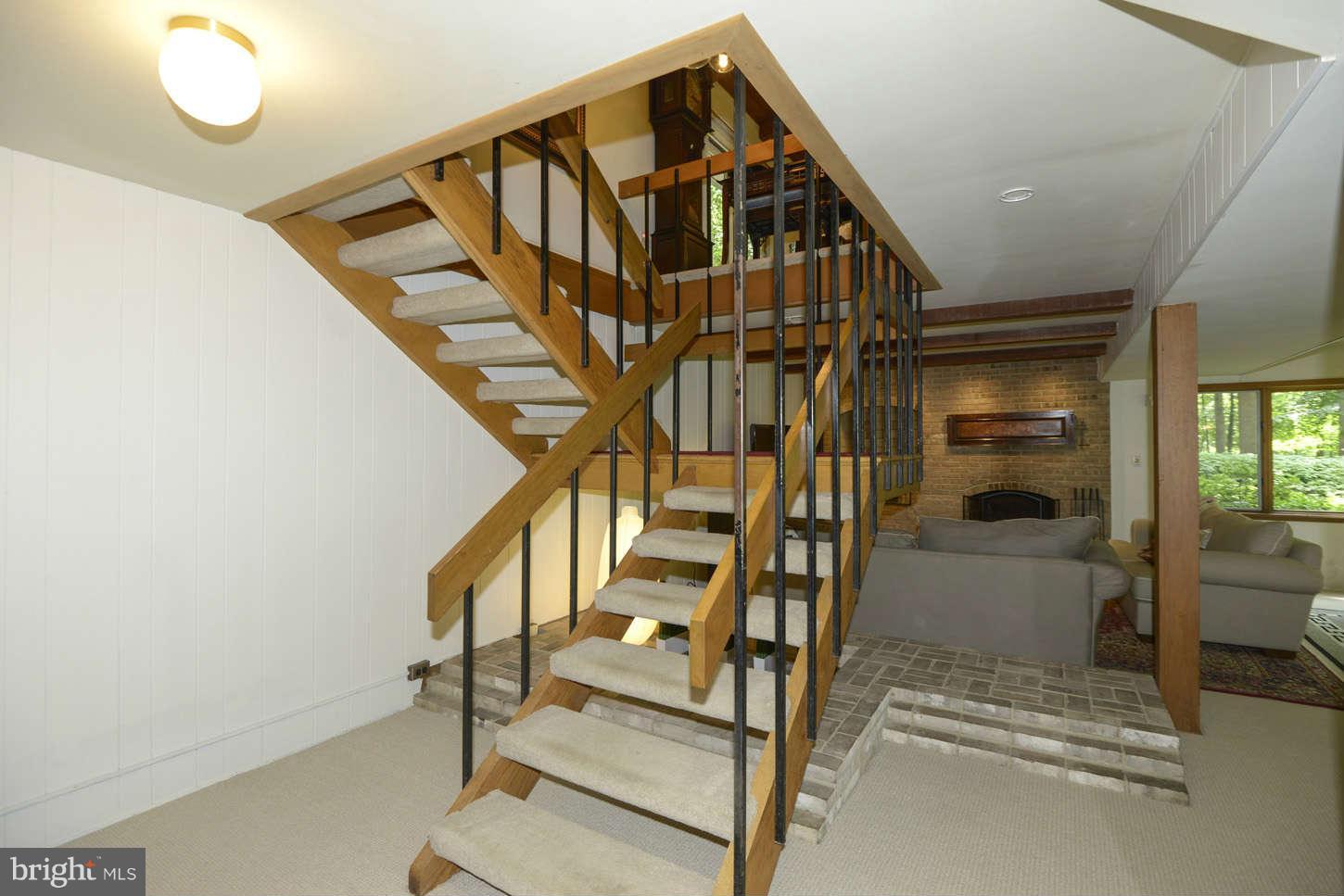 17935 Pond Road Ashton, MD 20861 - Photo 23 of 30 Interior General