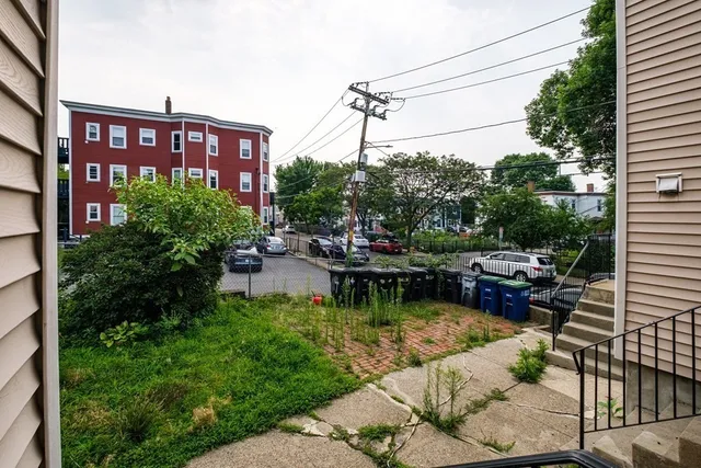 $3,600 | 112-118 Glen Street, Unit 116, Somerville, MA 02145