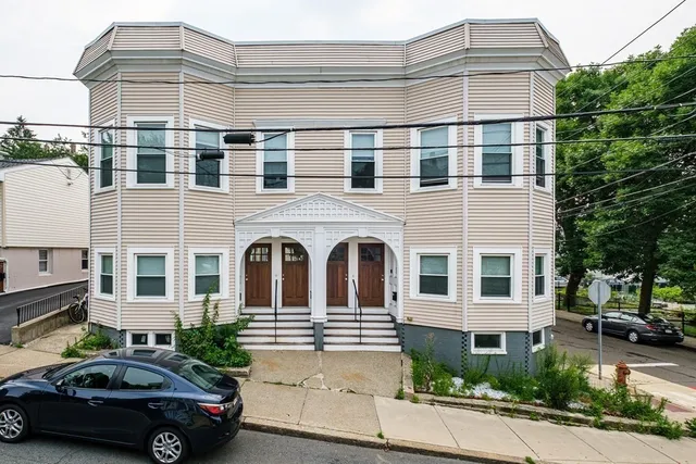 $3,600 | 112-118 Glen Street, Unit 116, Somerville, MA 02145