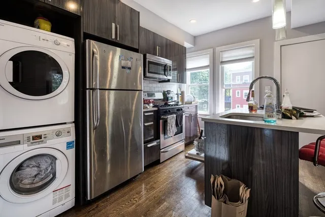 $3,600 | 112-118 Glen Street, Unit 116, Somerville, MA 02145