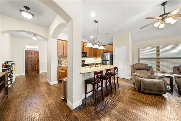 $379,900 | 5009 Spruce Street, Krum, TX 76249