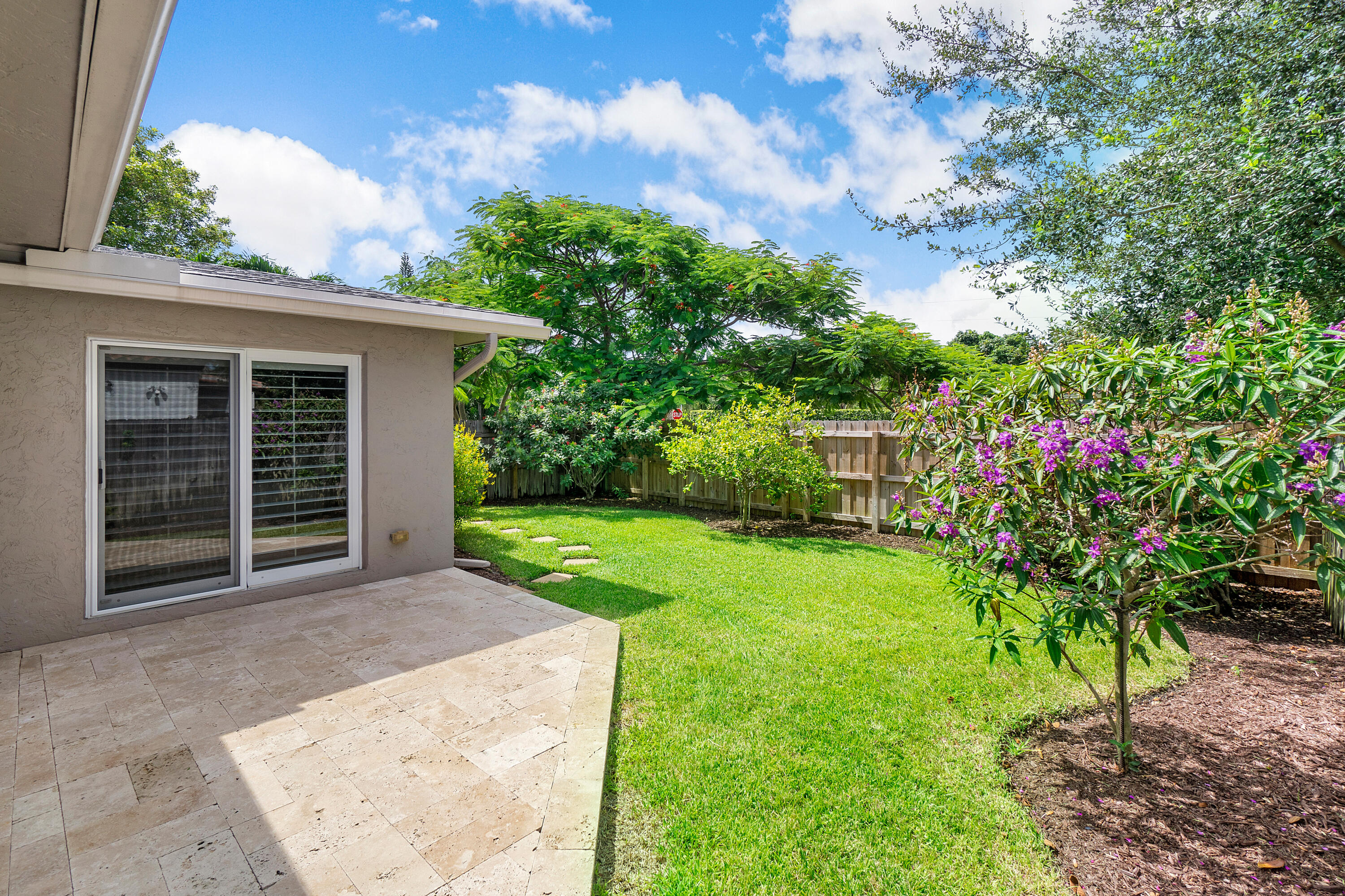 770 Northwest 3rd Avenue Boca Raton, FL 33432 - Photo 28 of 32 028-770Northwest3rdAvenue-BocaRaton-FL-3