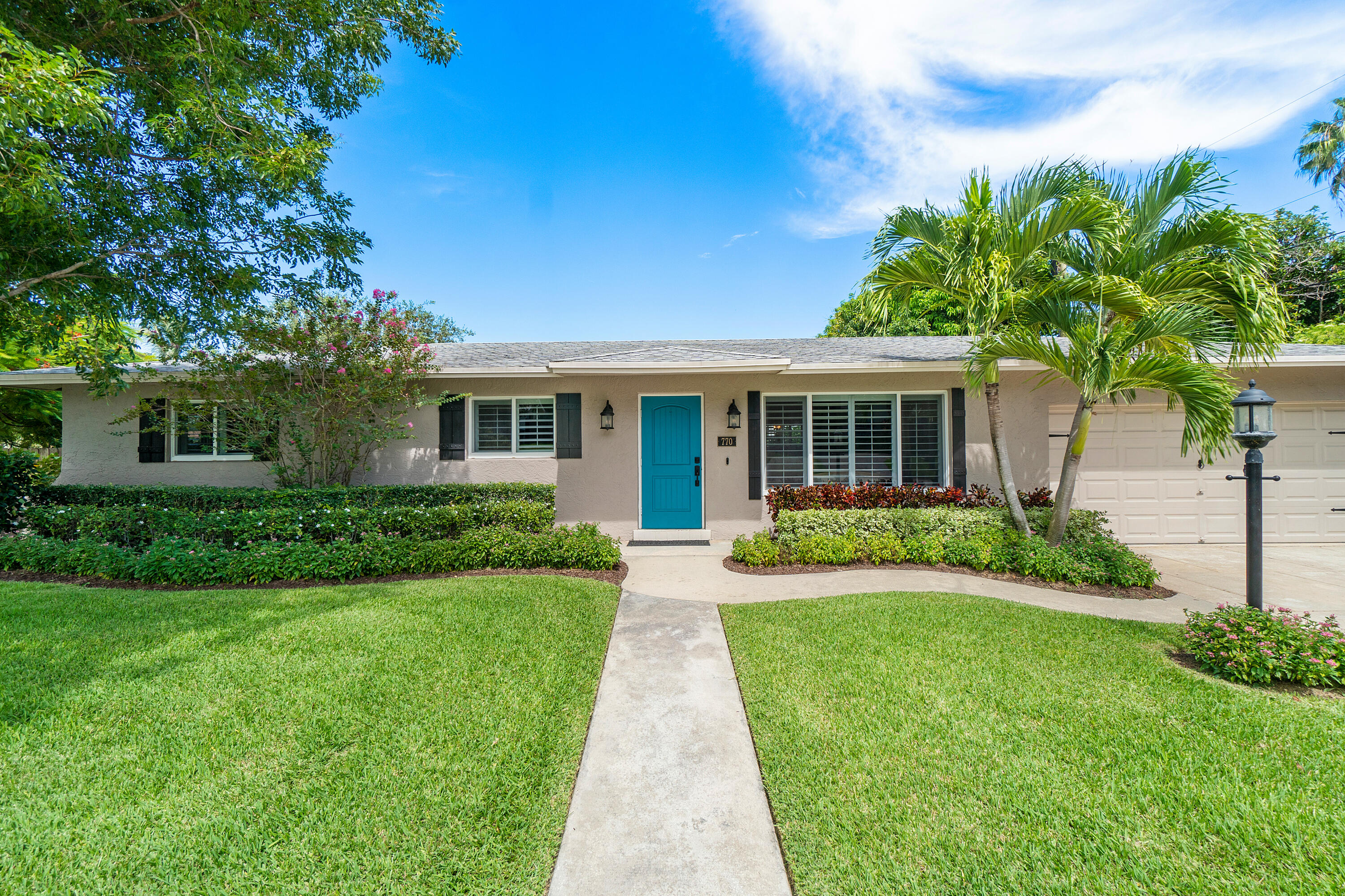 770 Northwest 3rd Avenue Boca Raton, FL 33432 - Photo 3 of 32 004-770Northwest3rdAvenue-BocaRaton-FL-3