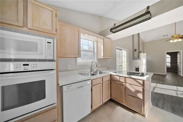 $1,895 | 2025 Brittania Circle, Woodstock, GA 30188