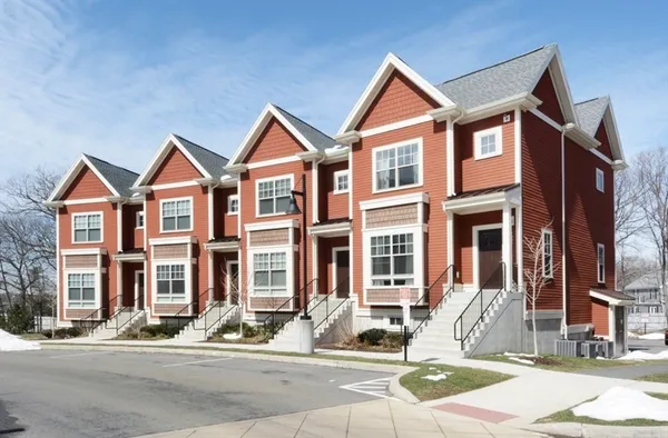 $5,000 | 2009 Symmes Circle, Unit 2009, Arlington, MA 02474