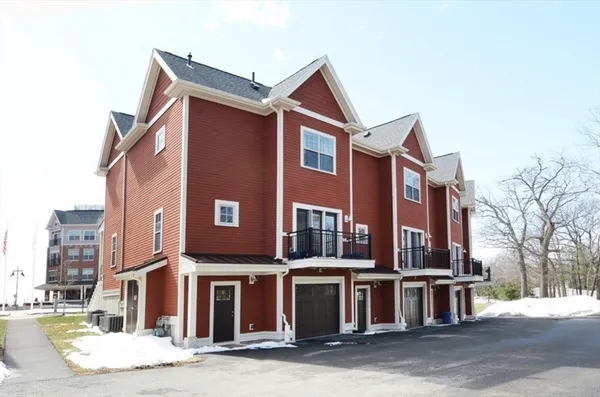 $5,000 | 2009 Symmes Circle, Unit 2009, Arlington, MA 02474