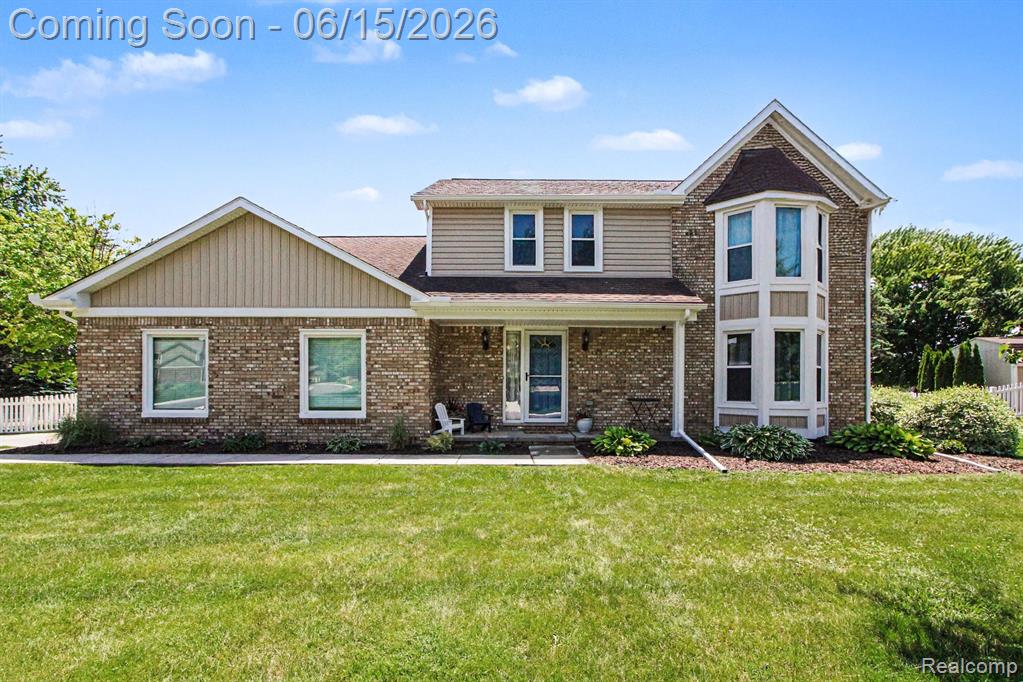 6433 Woodcrest Ridge Clarkston, MI 48346 - Photo 3 of 40