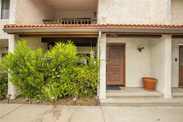 $750,000 | 9562 VÃa Bernardo, Burbank, CA 91504
