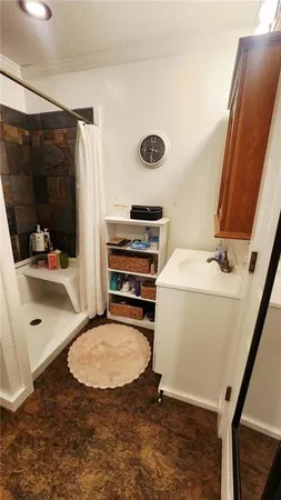 $279,900 | 300 East McKay Street, Frontenac, KS 66763