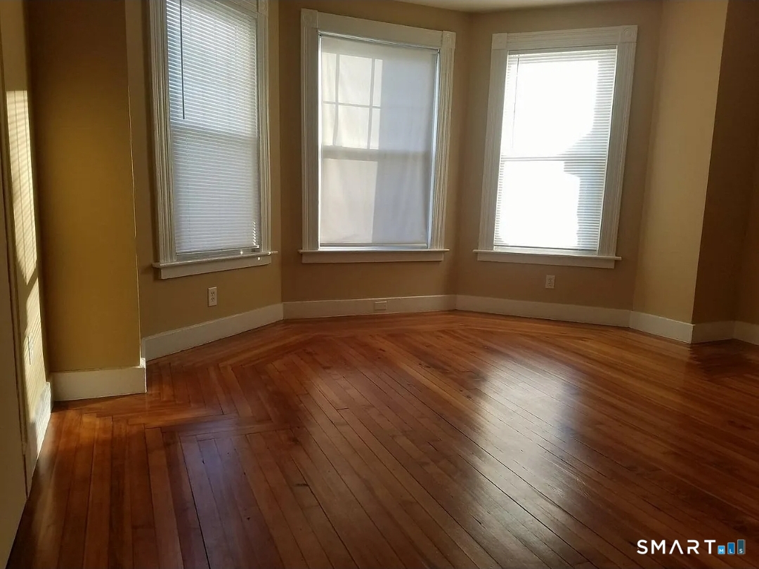39 Pine Street New Haven, CT 06513 - Photo 2 of 13