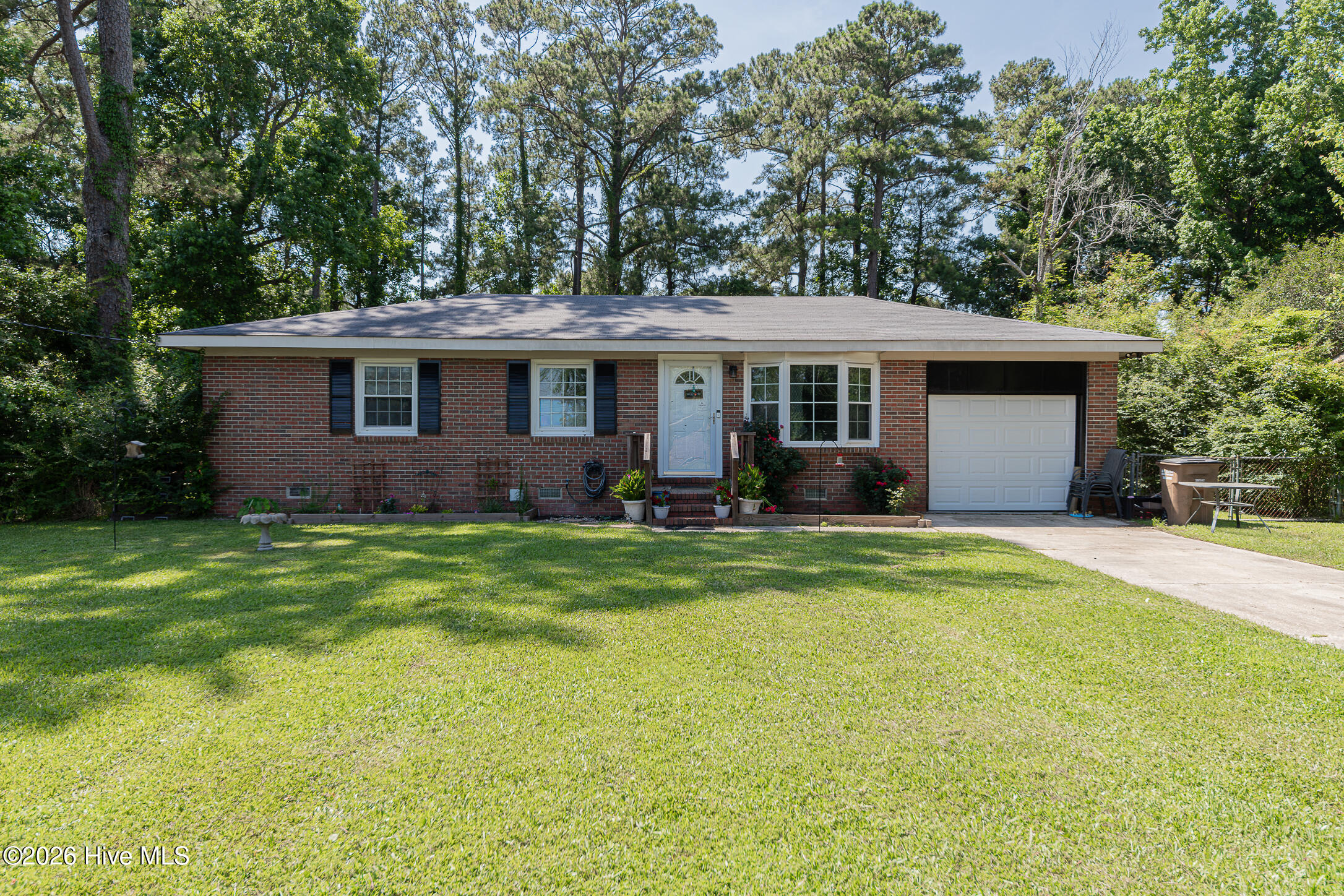 35 Victoria Road Jacksonville, NC 28546 - Photo 1 of 35