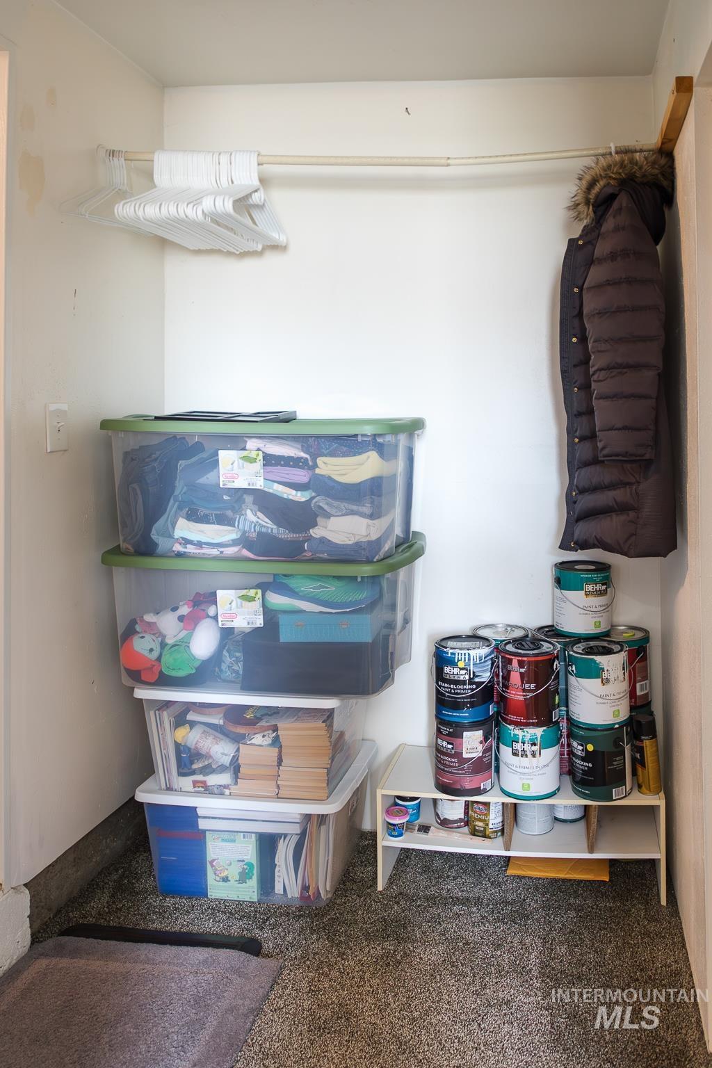 211 Northeast 3rd Avenue Ontario, OR 97914 - Photo 30 of 40 View of storage area