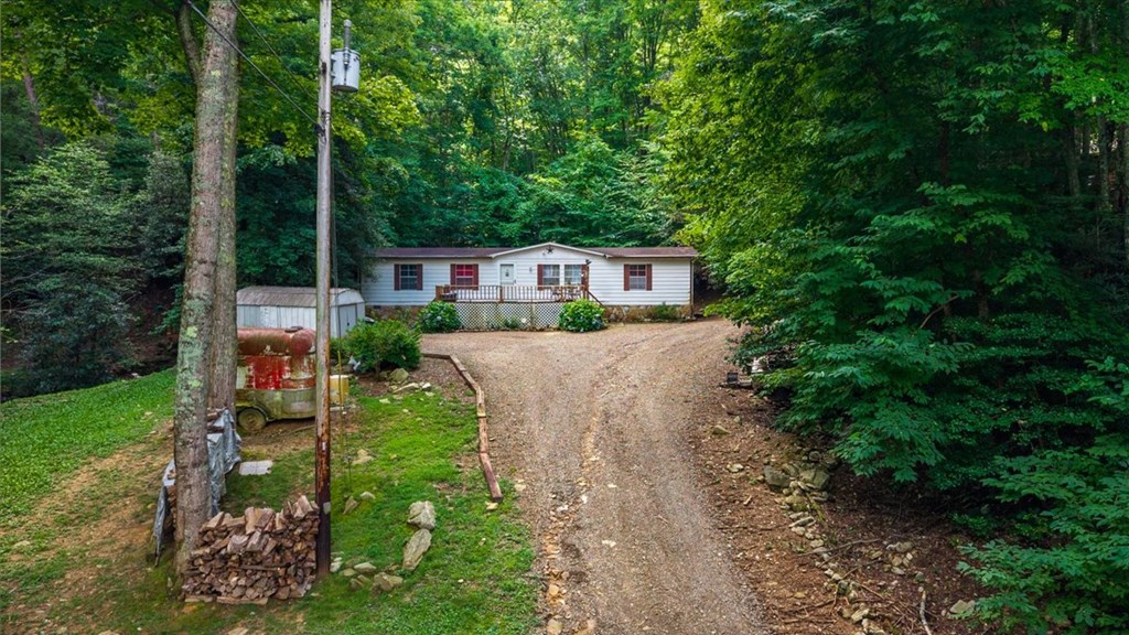 476 Claude Rogers Road Marble, NC 28905 - Photo 6 of 27