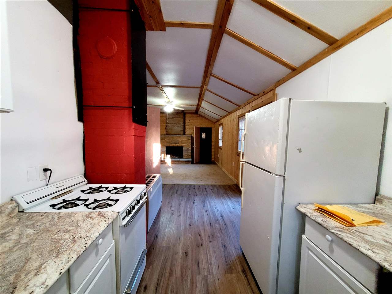 10660 Silsby Road Roscommon, MI 48653 - Photo 9 of 33 1883317-8.JPG