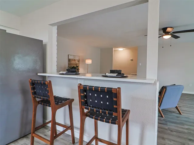 $2,900 | 9110 Vickijohn Drive, Houston, TX 77031