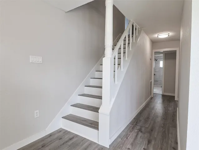 $2,900 | 9110 Vickijohn Drive, Houston, TX 77031