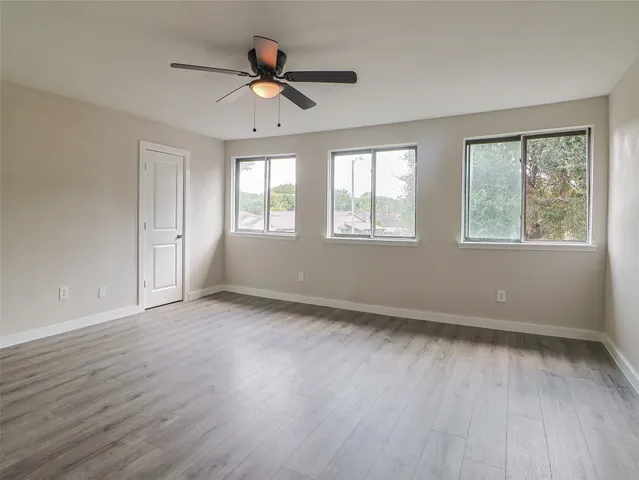 $2,900 | 9110 Vickijohn Drive, Houston, TX 77031