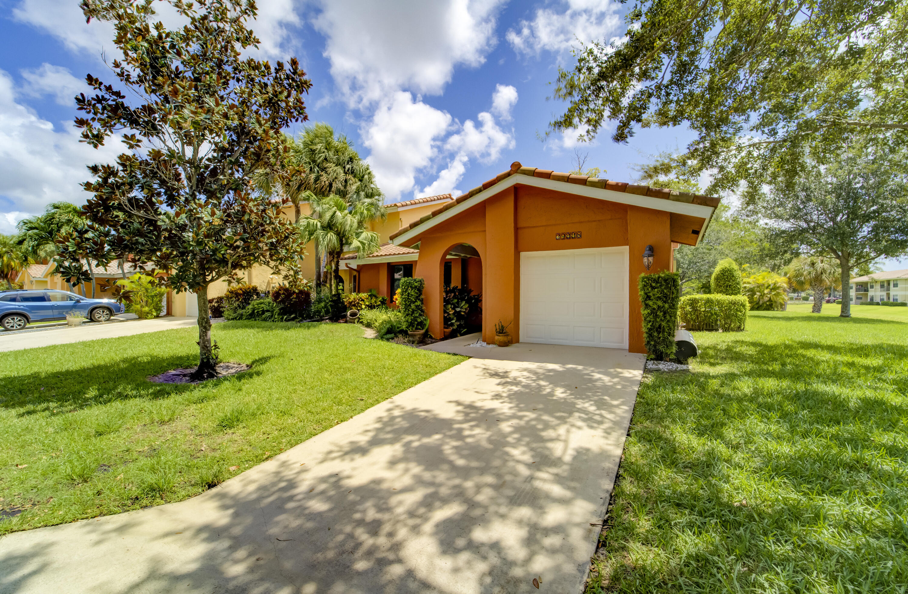 20998 Estada Lane Boca Raton, FL 33433 - Photo 2 of 66 20_dsc09939_40_41_42_43
