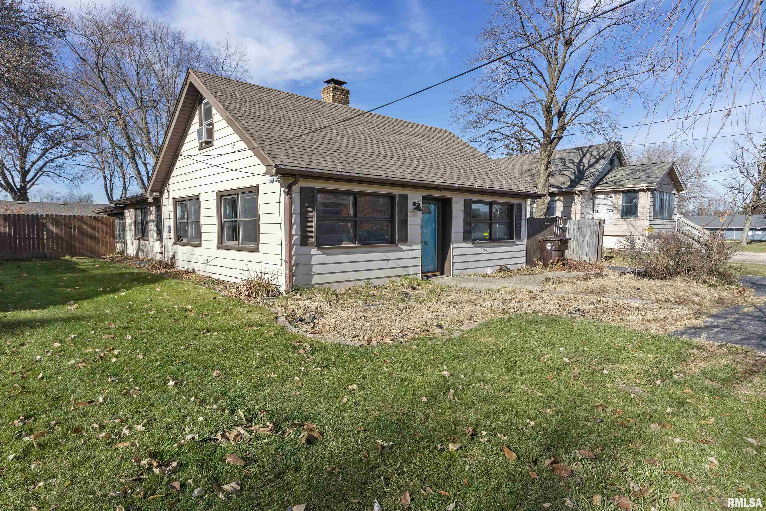 6307 North Sheridan Road Peoria, IL 61614 - Photo 1 of 44 Gallery Image 1