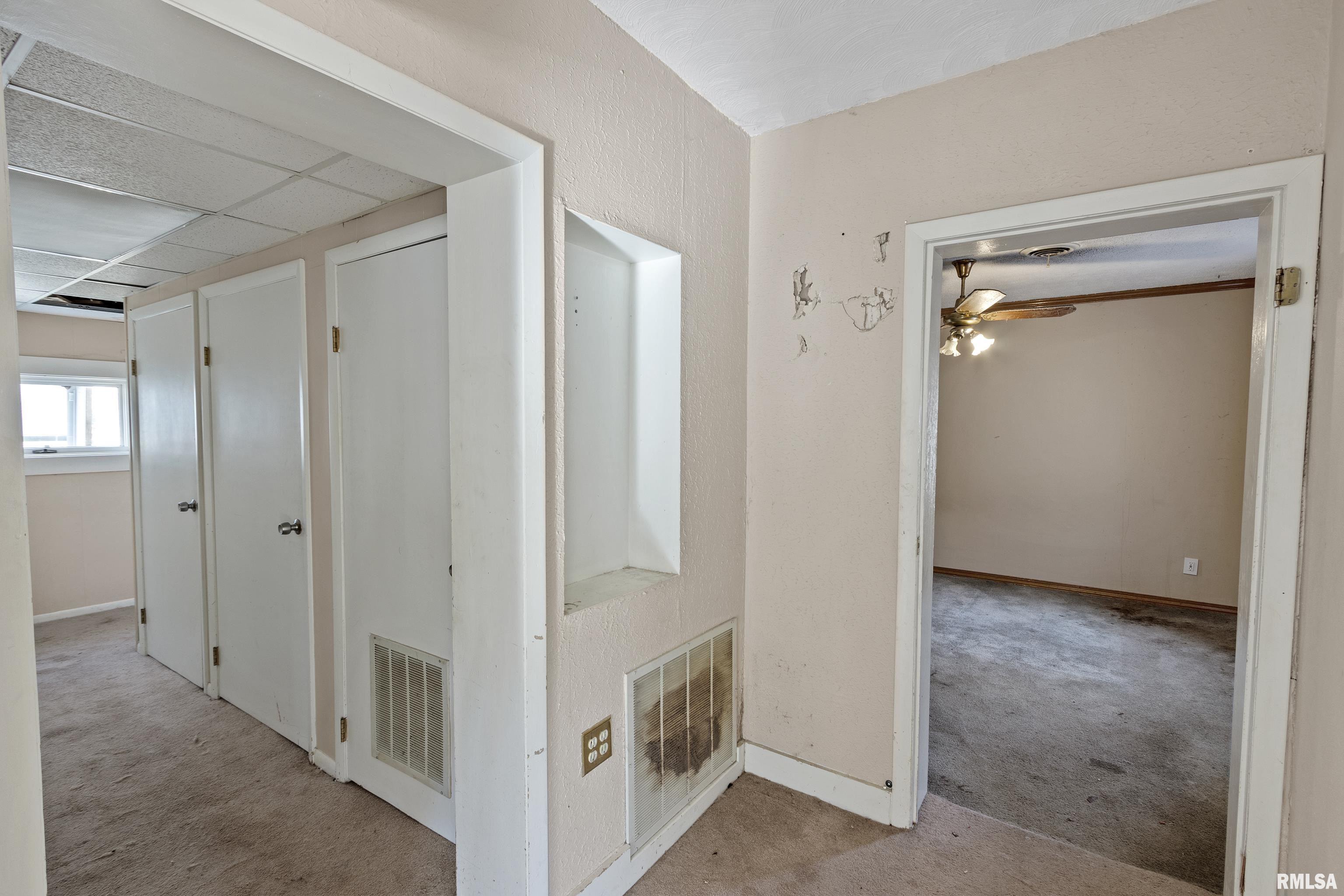 6307 North Sheridan Road Peoria, IL 61614 - Photo 17 of 44 Gallery Image 17