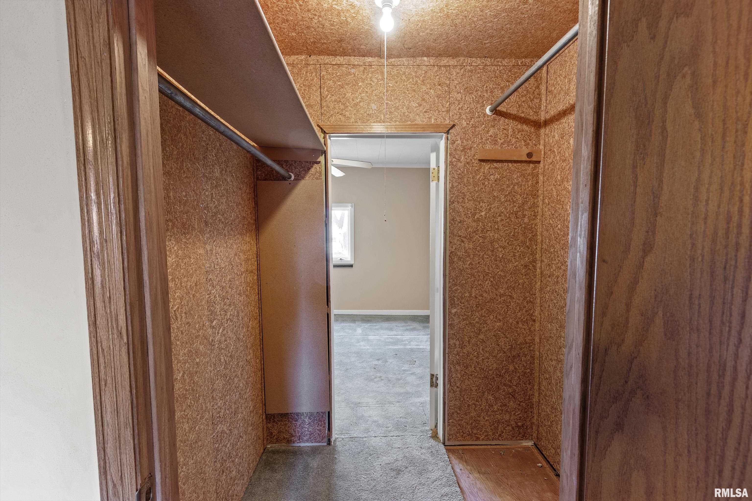 6307 North Sheridan Road Peoria, IL 61614 - Photo 20 of 44 Gallery Image 20