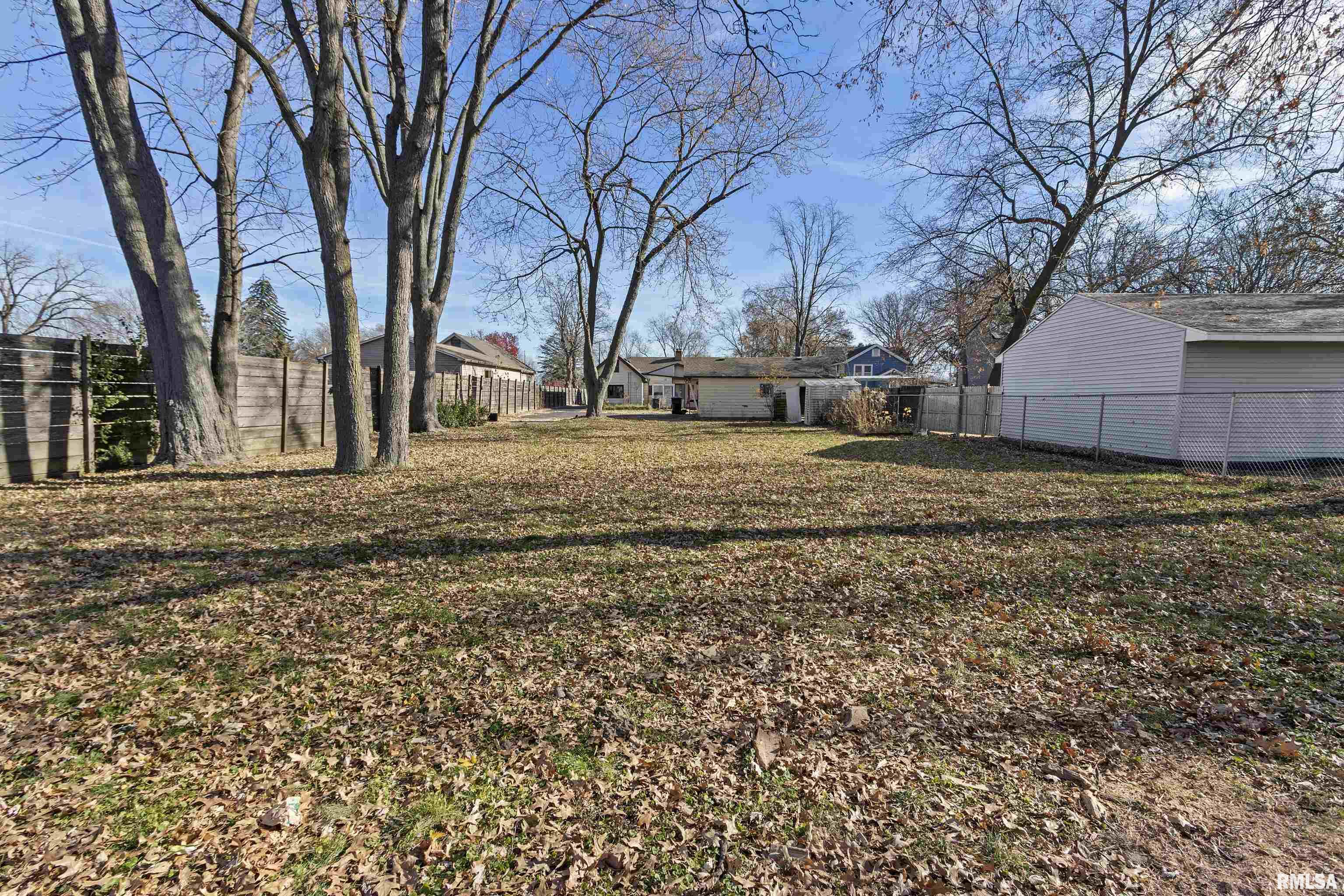 6307 North Sheridan Road Peoria, IL 61614 - Photo 35 of 44 Gallery Image 35