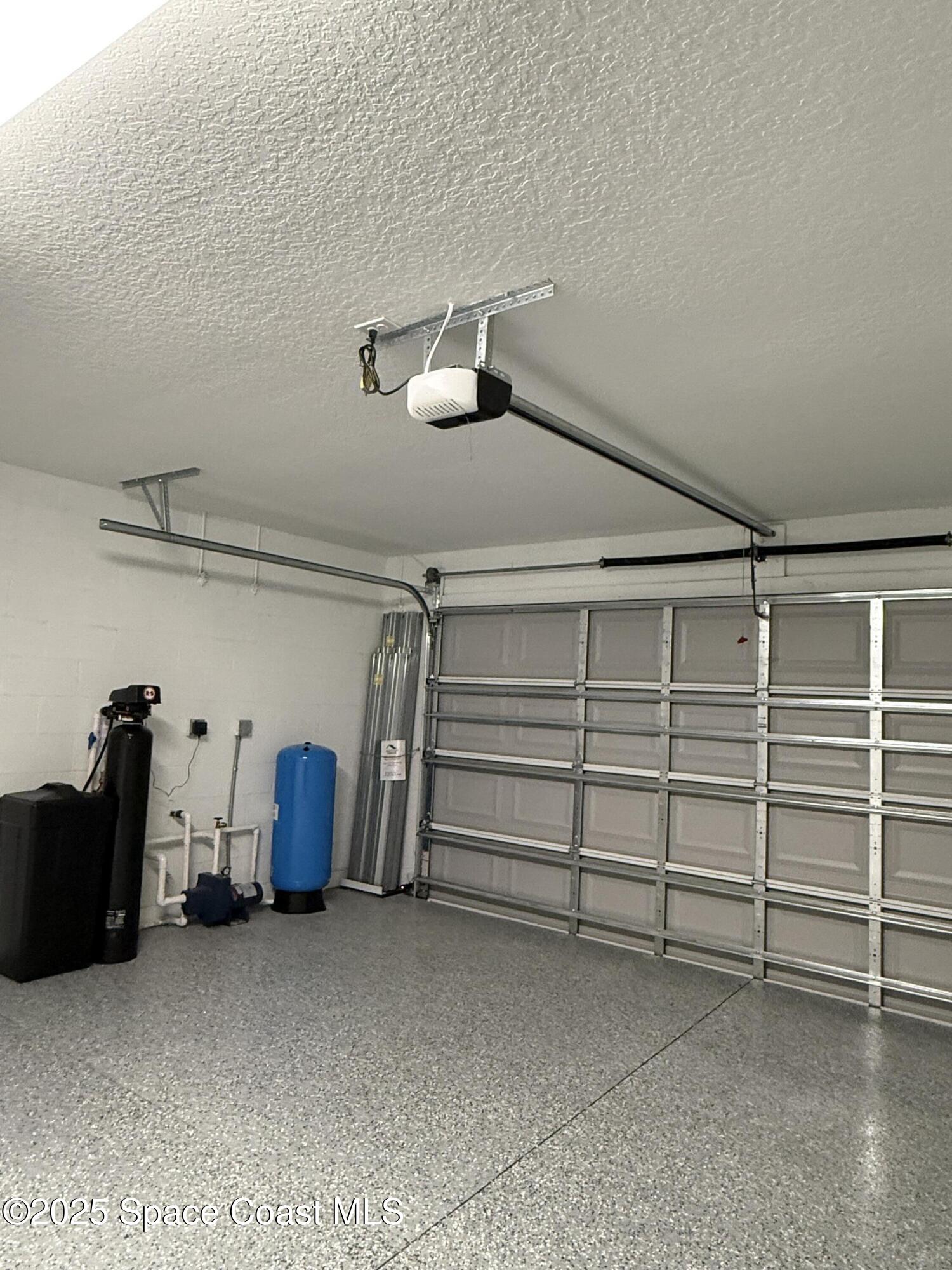 581 Toynbee Road Palm Bay, FL 32908 - Photo 23 of 25 garage2