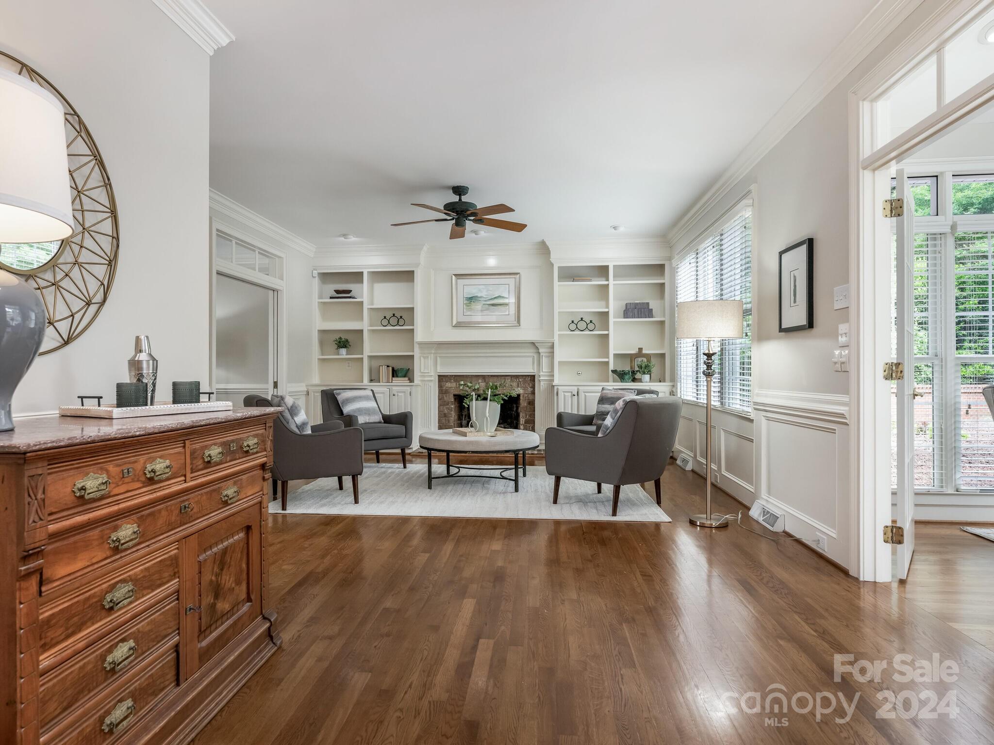 4832 Nora's Path Road Charlotte, NC 28226 - Photo 8 of 35 Gallery Image 8