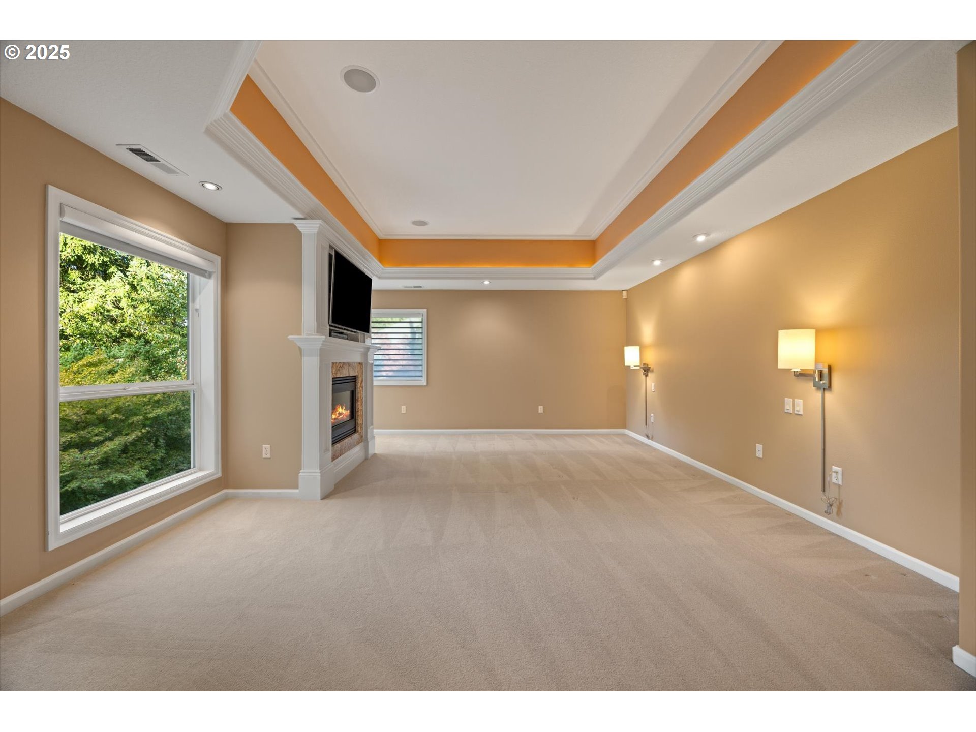 14014 Northwest 44th Court Vancouver, WA 98685 - Photo 17 of 47 a view of empty room with floor to ceiling window
