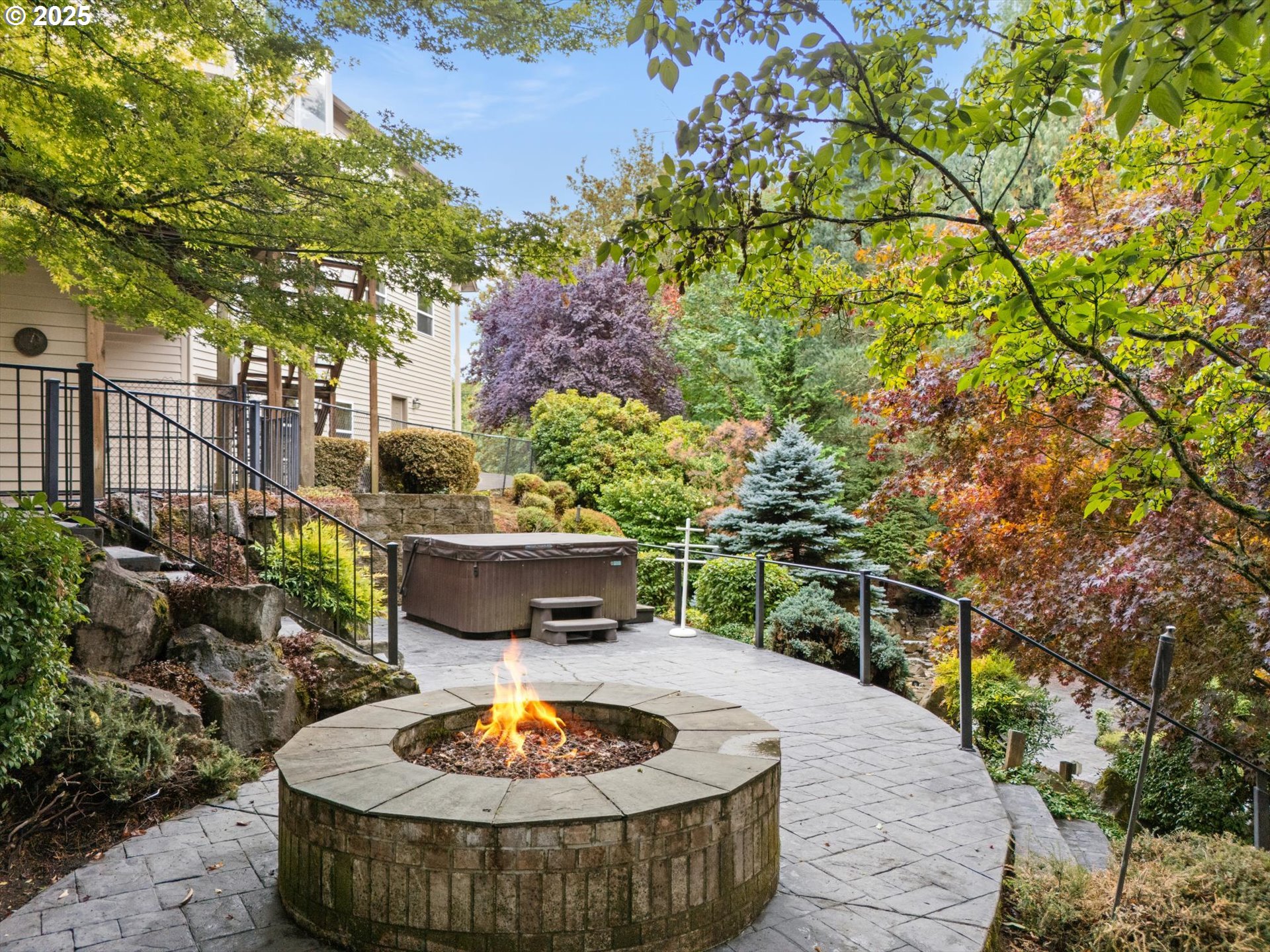 14014 Northwest 44th Court Vancouver, WA 98685 - Photo 3 of 47 a view of a backyard with sitting area