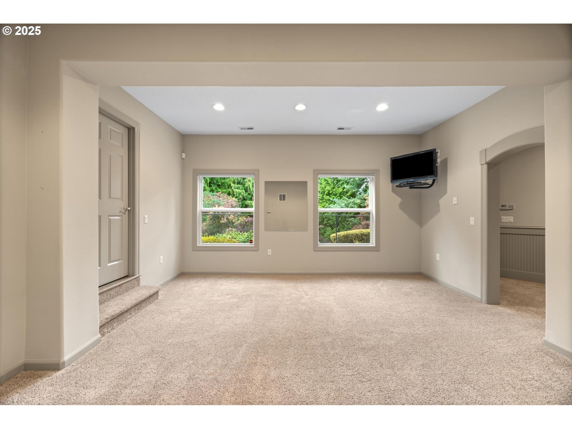 14014 Northwest 44th Court Vancouver, WA 98685 - Photo 32 of 47 a view of entryway with stairs