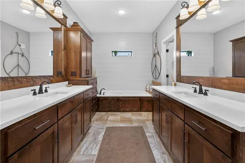 $635,500 | 1309 Northeast Brandywine Road, Lee's Summit, MO 64064