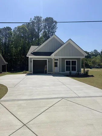 $289,900 | 221 Oak Avenue, Pine Mountain, GA 31822
