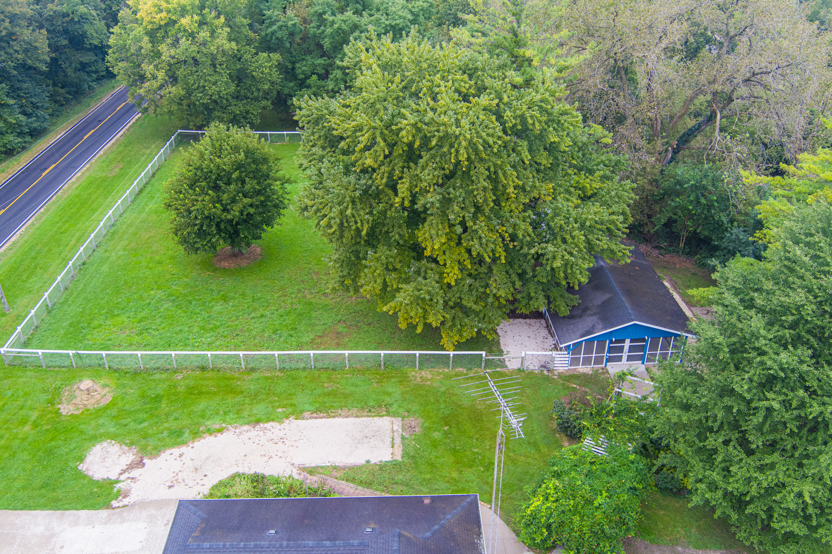 32836 Genoa Road Genoa, IL 60135 - Photo 6 of 87 Gallery Image 6