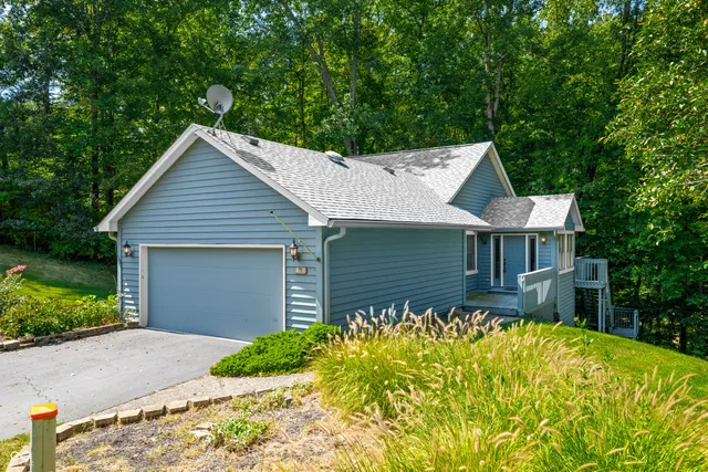 $359,000 | 75 Pine Water Court, Nashville, IN 47448