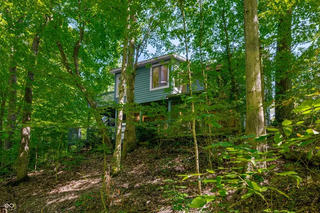 $359,000 | 75 Pine Water Court, Nashville, IN 47448