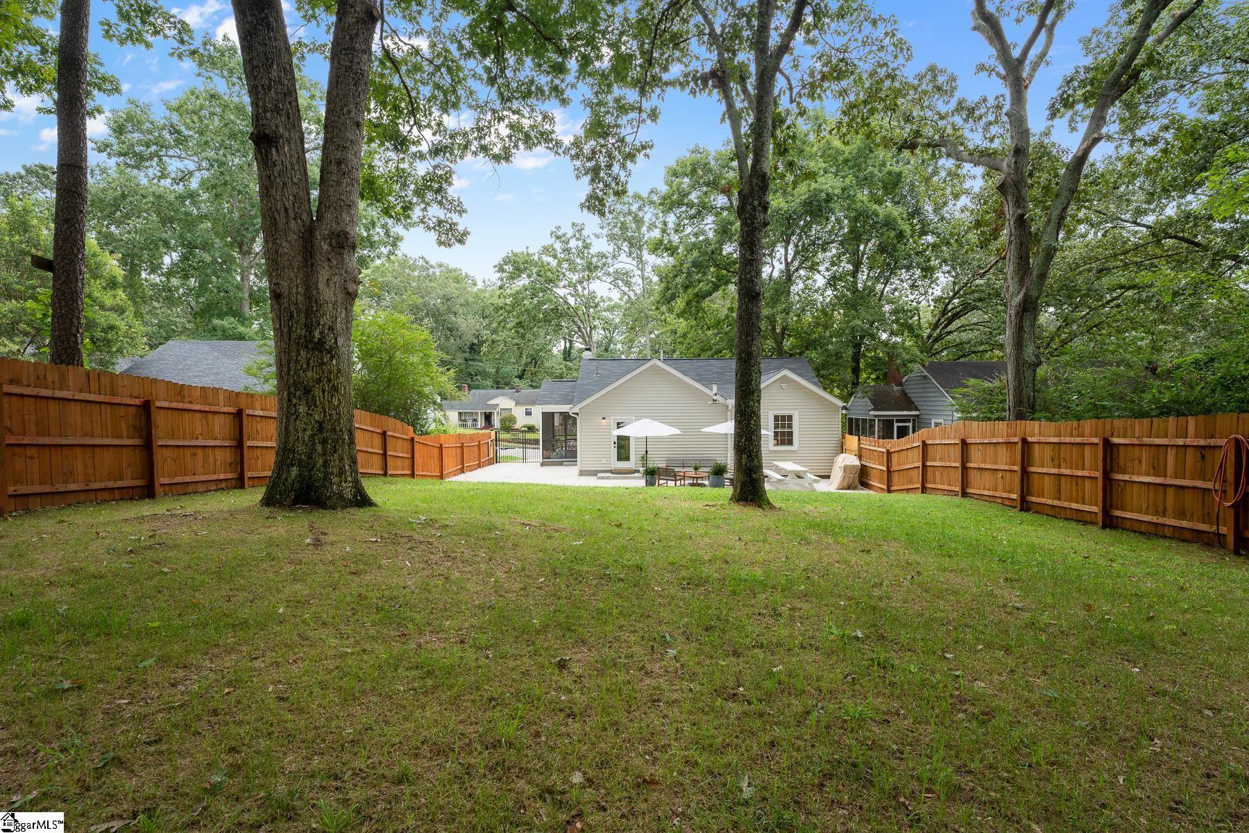 208 Pleasant Ridge Avenue Greenville, SC 29605 - Photo 30 of 30 Gallery Image 30